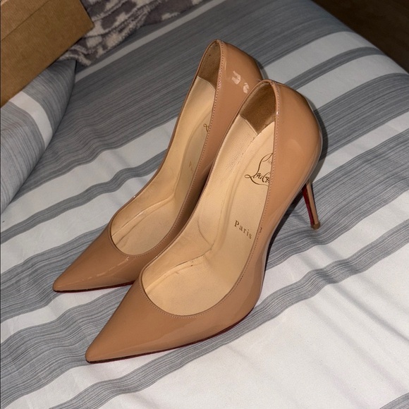 Christian Louboutin red bottom nude heel - Picture 3 of 8
